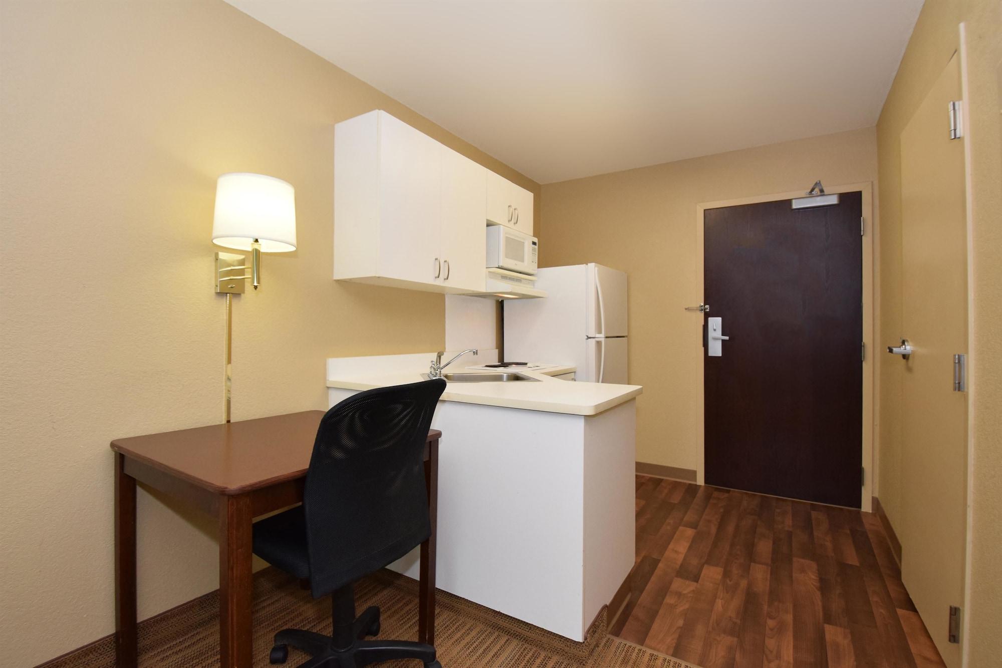 Extended Stay America Suites - Princeton - South Brunswick South Brunswick Terrace Екстер'єр фото