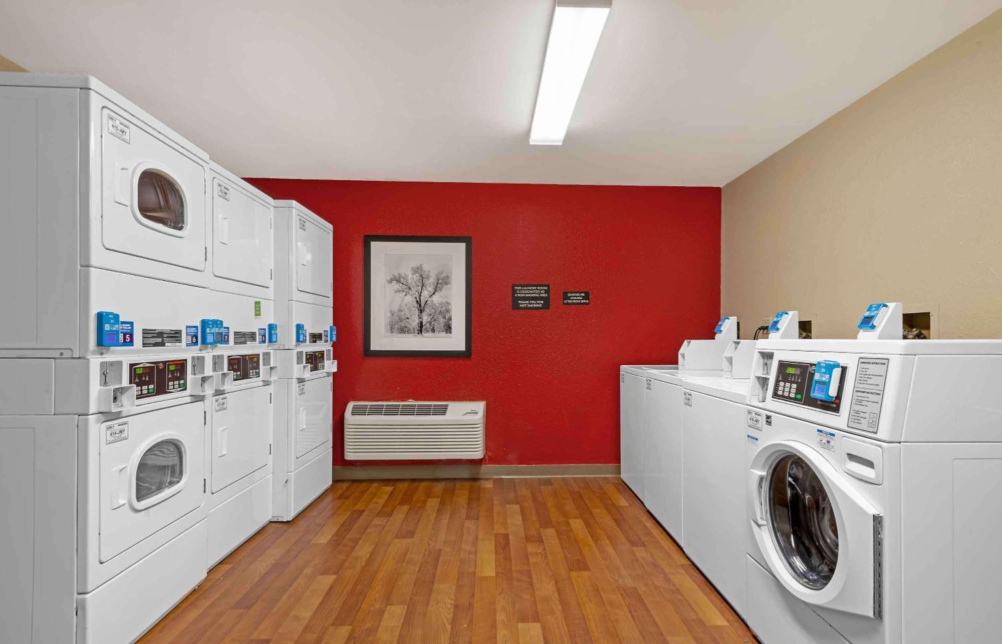 Extended Stay America Suites - Princeton - South Brunswick South Brunswick Terrace Екстер'єр фото